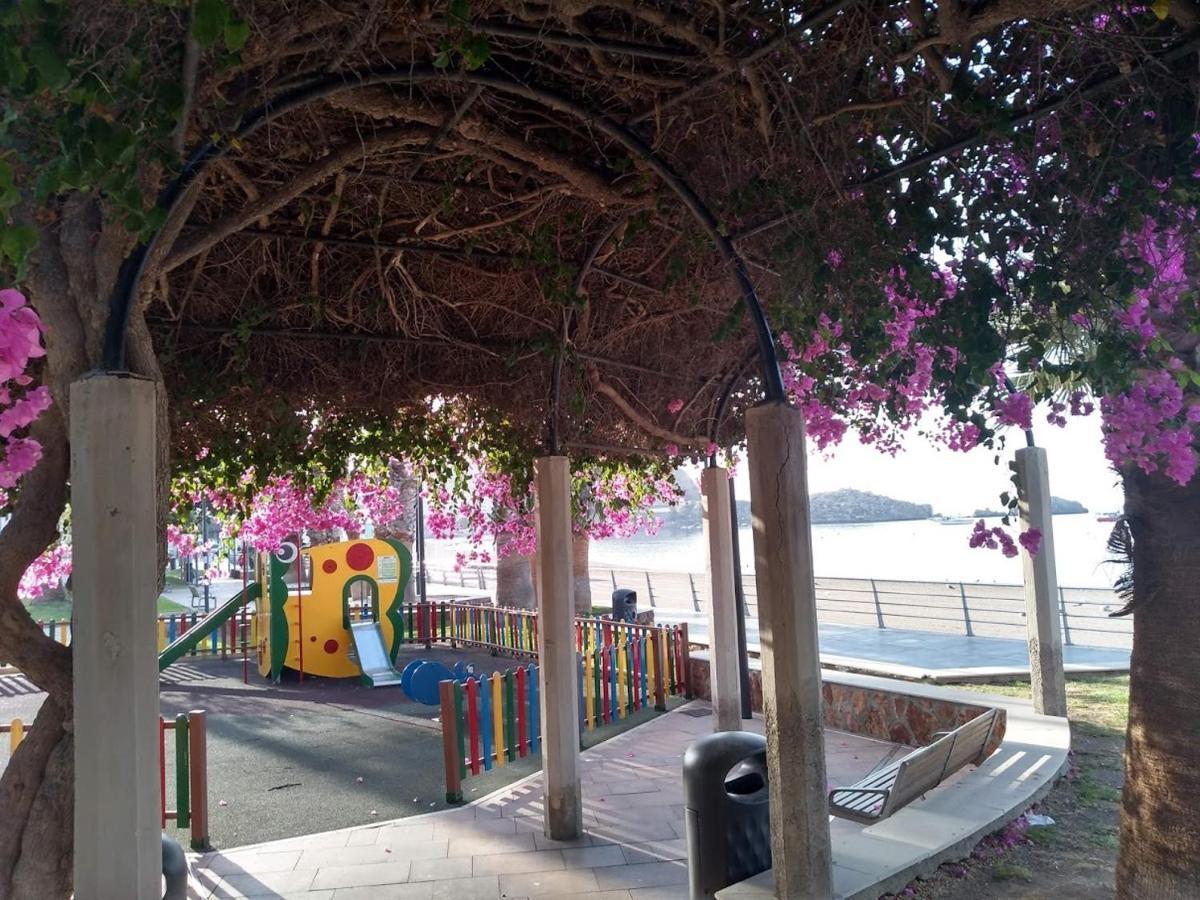 Aguilas Playa Екстериор снимка